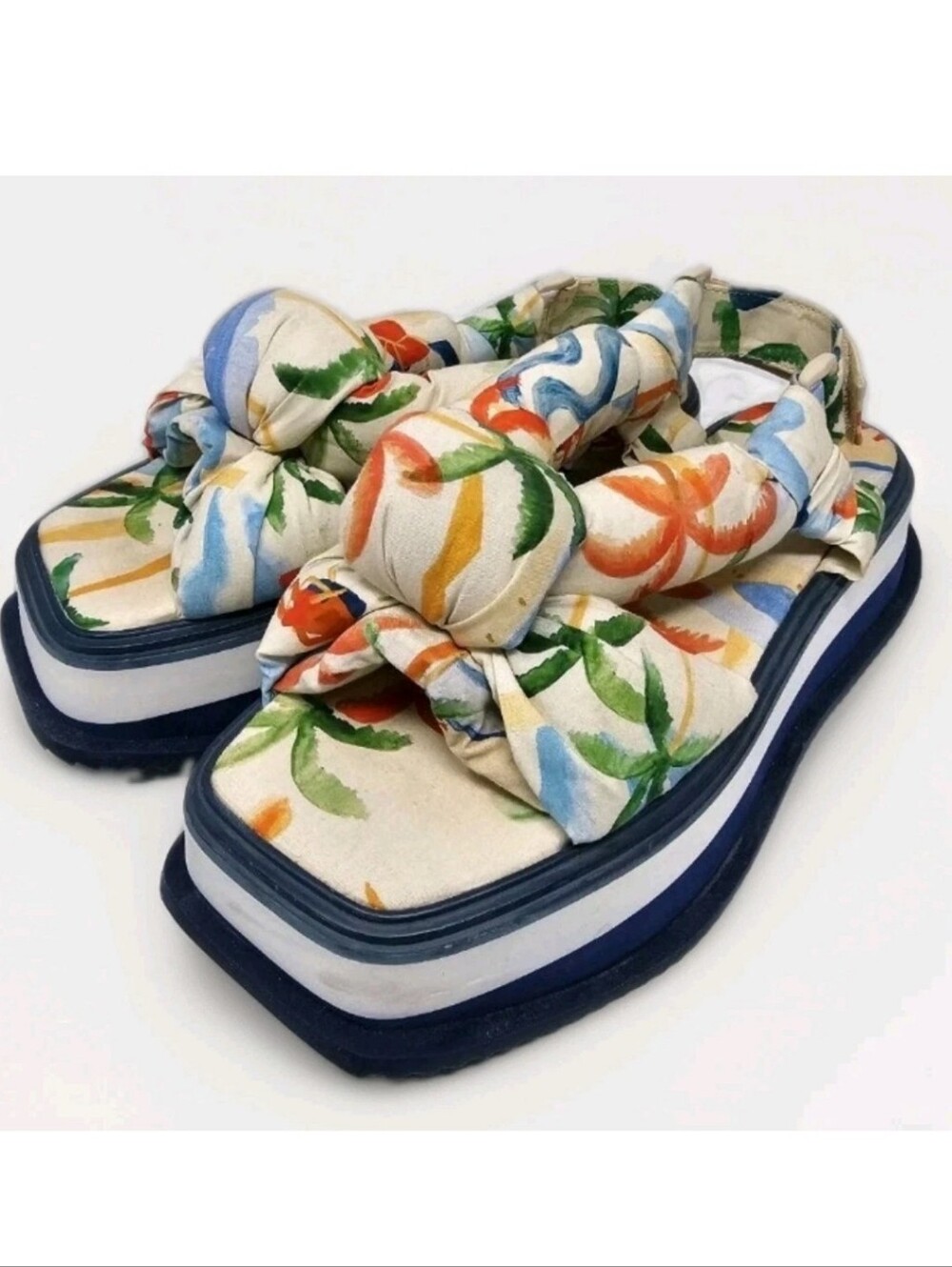 FARM RIO Women Size 7 Multicolor Floral Platform Sandals